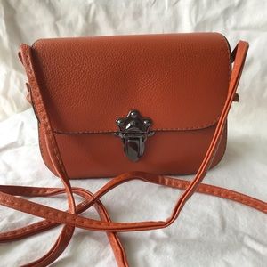 ❣️ BRAND NEW ❣️ Orange Crossbody Bag